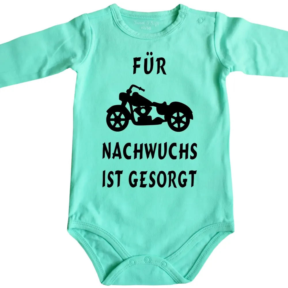 Baby‑Body mit Motorrad und Text „Hurra Hurra der Nachwuchs ist da“
