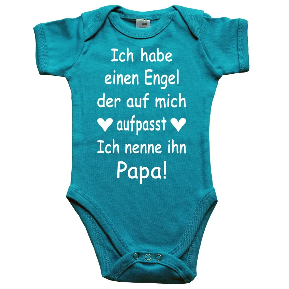Baby‑Body mit Engel‑Spruch und wählbarem Familiennamen