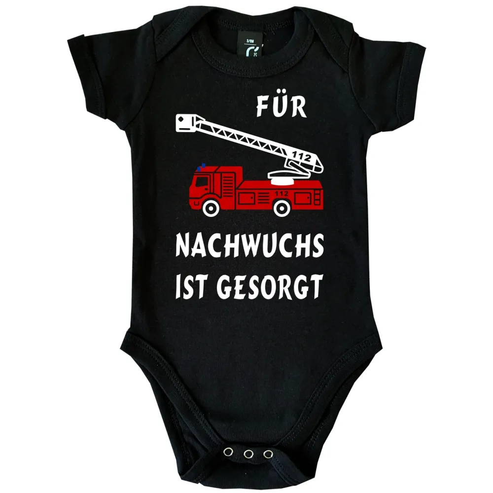 Baby‑Body mit Feuerwehrauto und Spruch „Für Nachwuchs ist gesorgt“
