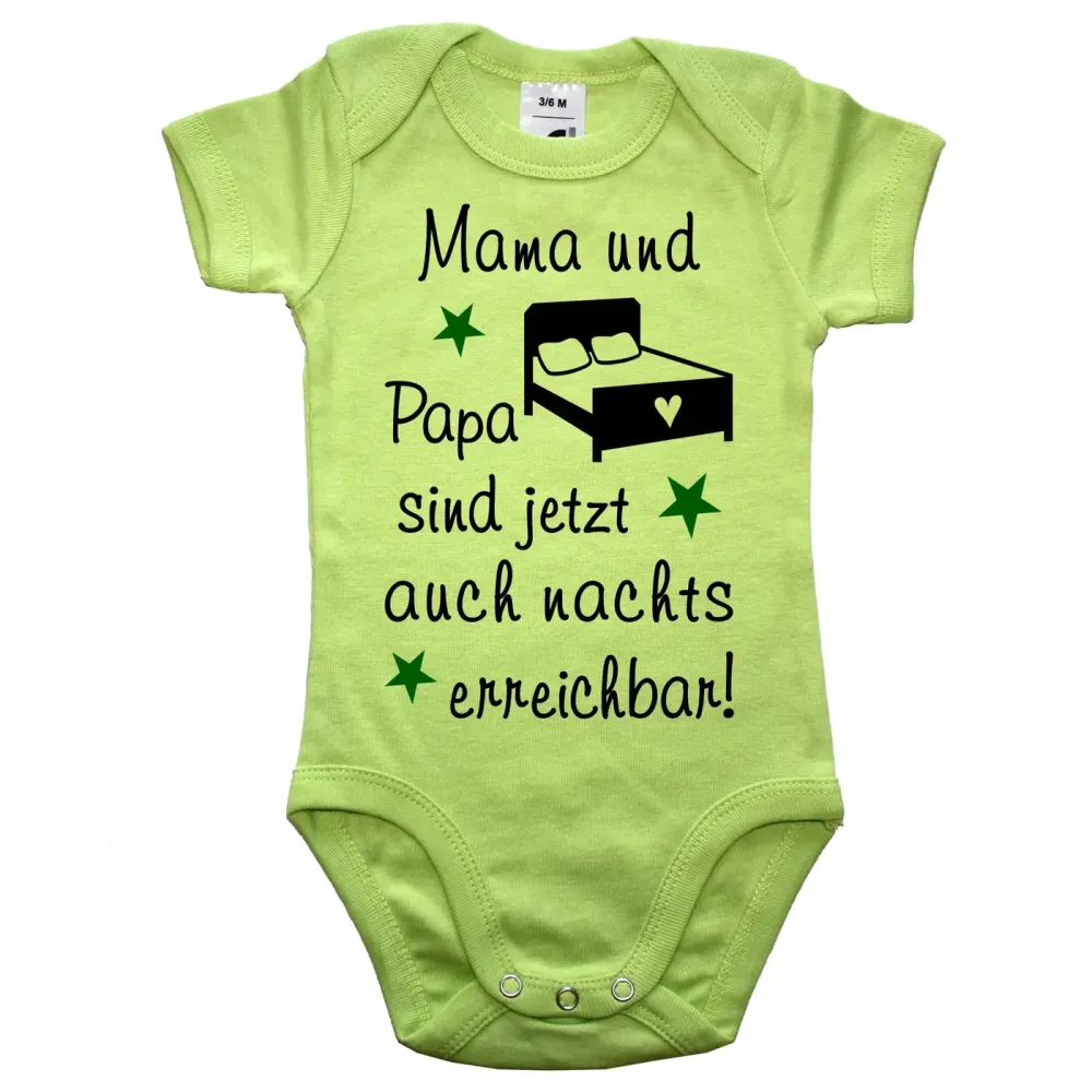 Preview: Baby-Body - Mama und Papa sind jetzt auch NACHTS erreichbar Preview: Einteiler mit Spruch
